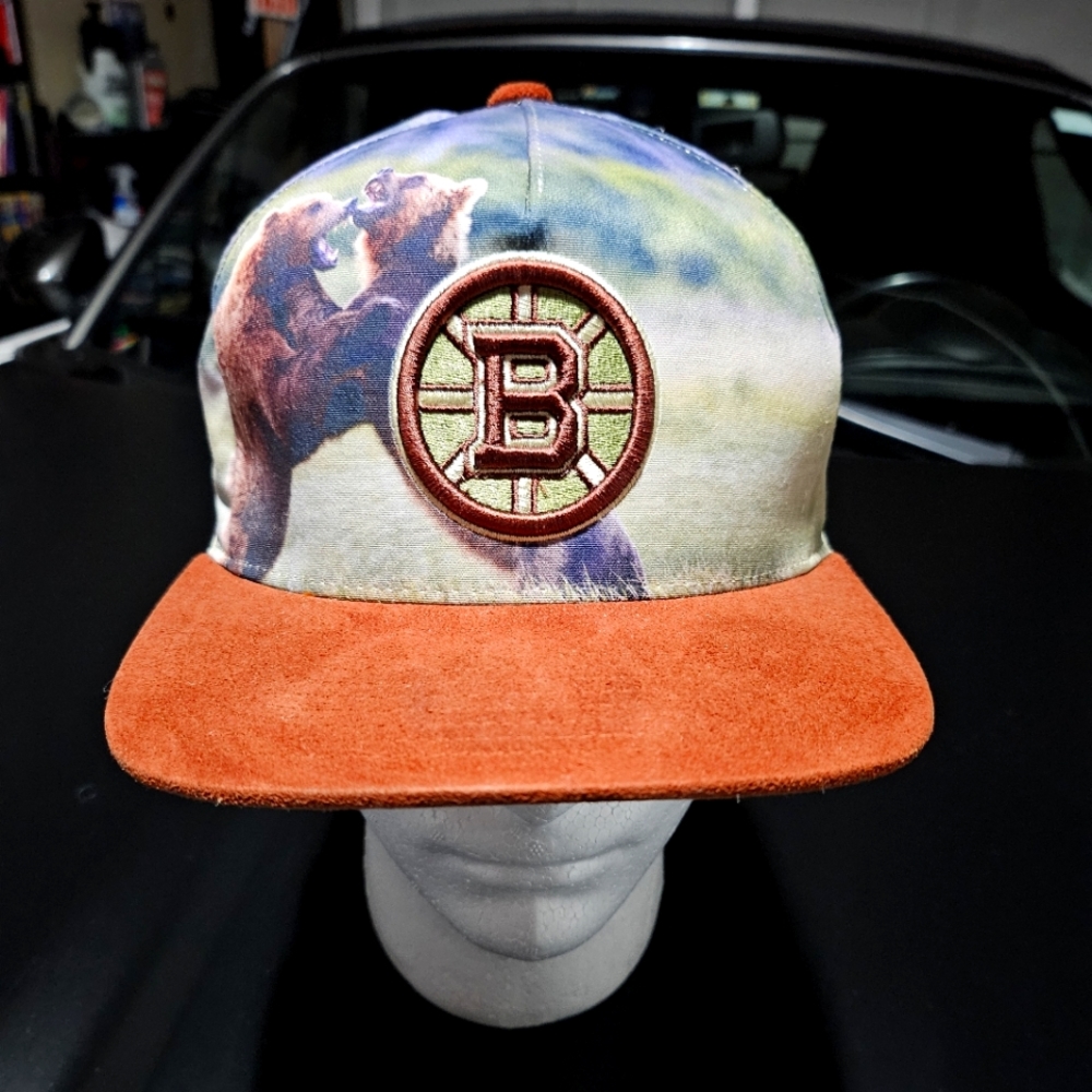 Boston Bruins Snapback Cap